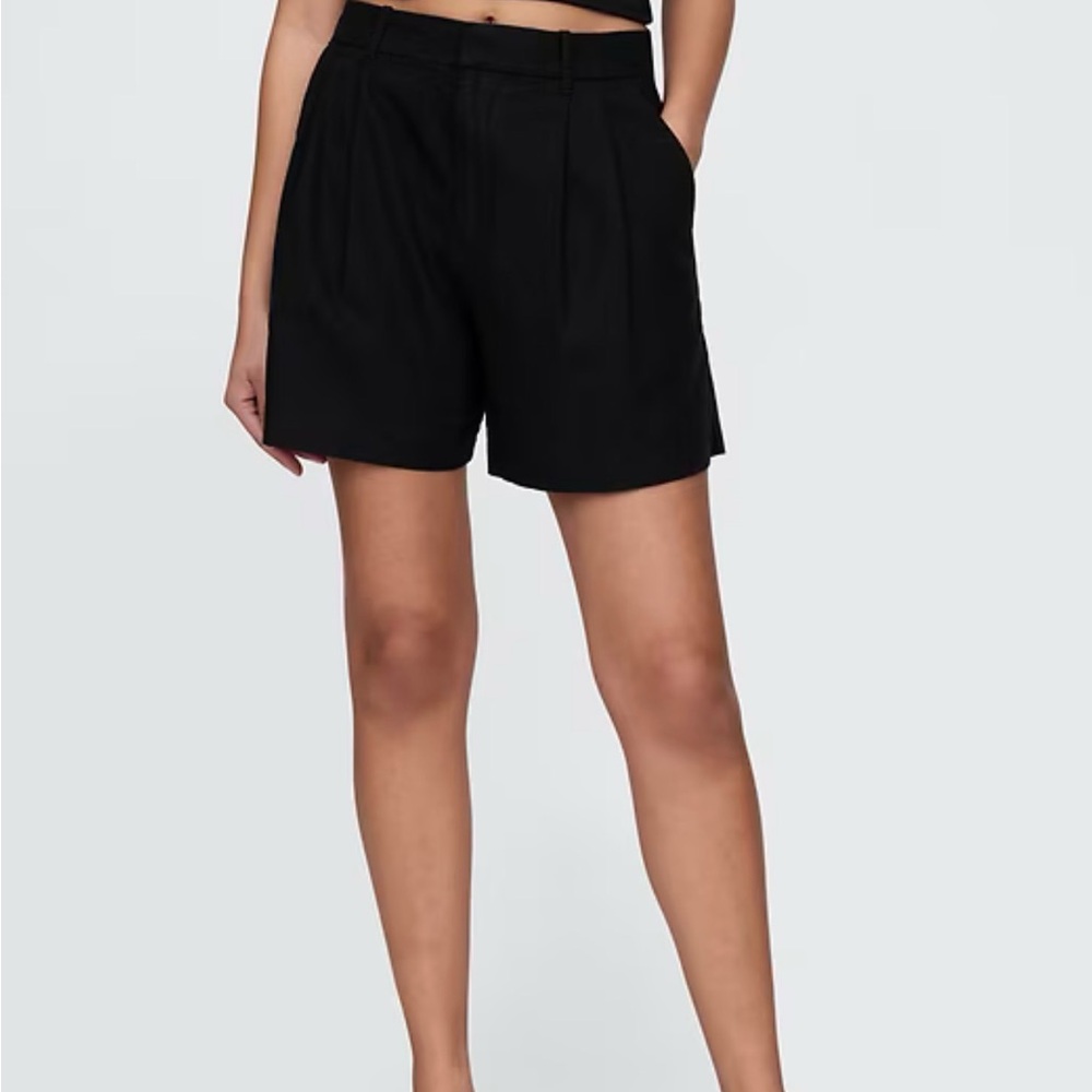 Gap 365 Women's Black Shorts linen blend